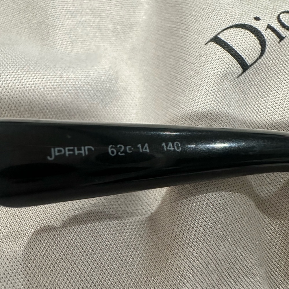 Christian Dior Songe cat eye sunglasses in case - Picture 6 of 10